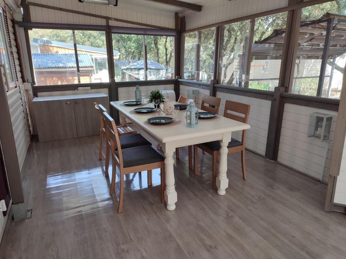 Mobil-Home Climatise 6 Pers En Ardeche Orgnac-lʼAven المظهر الخارجي الصورة